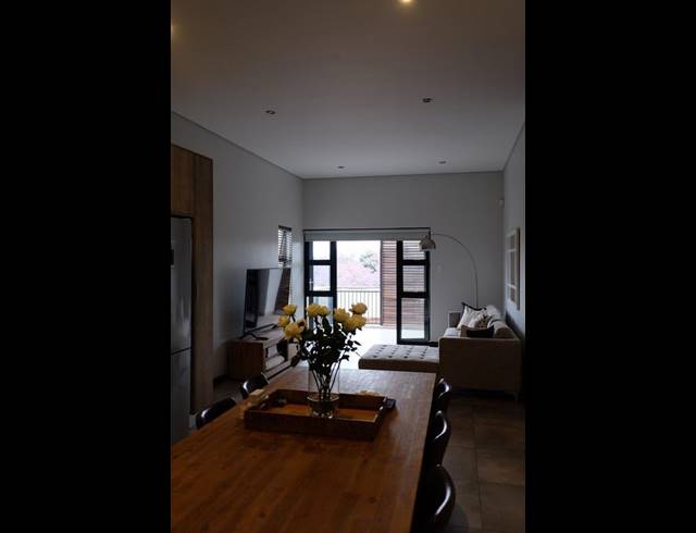 2 BEDROOM APARTMENT FOR SALE IN MENLO PARK